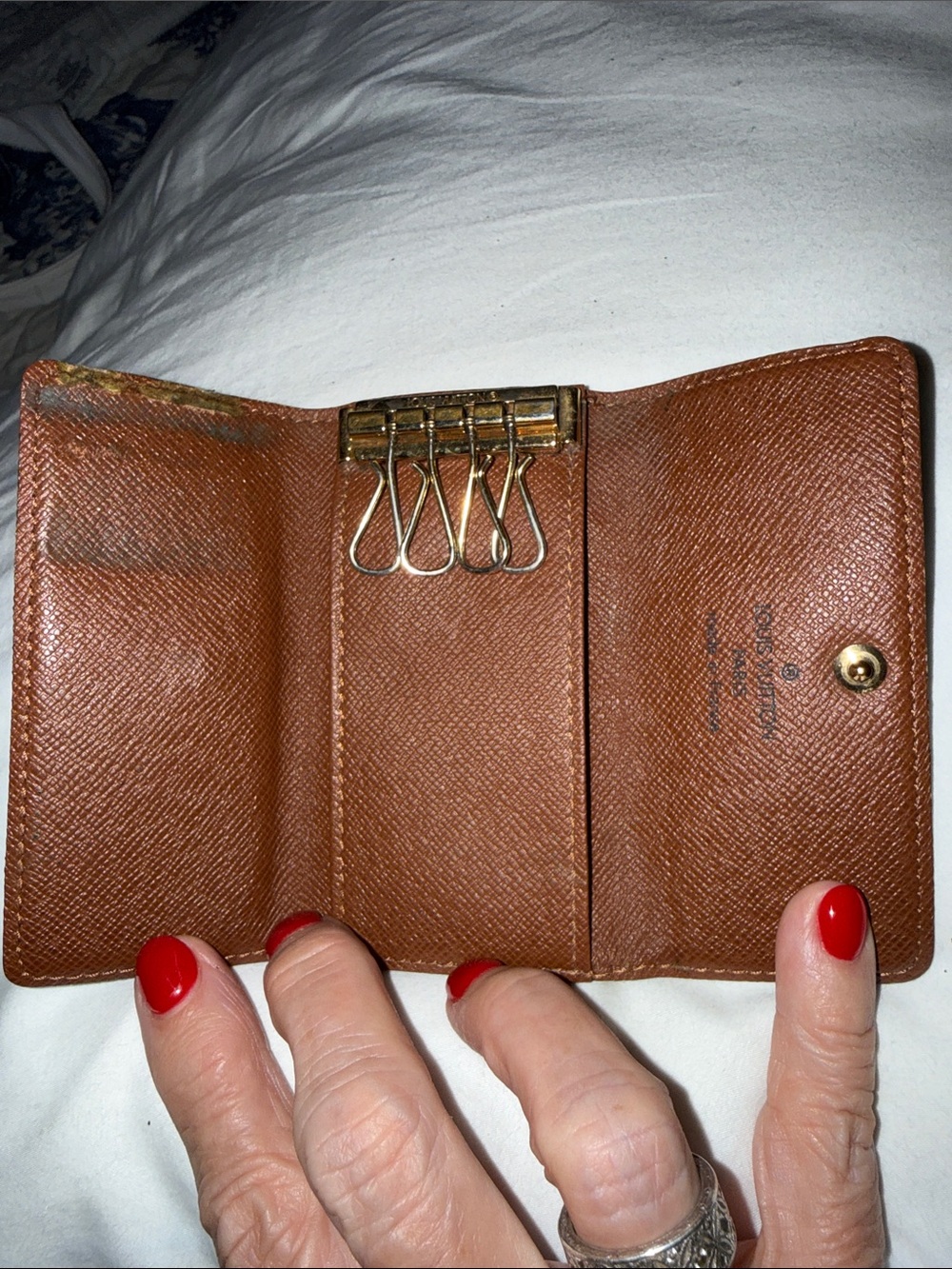 LV Monogram Canvas Snap for keys. - Picture 4 of 4